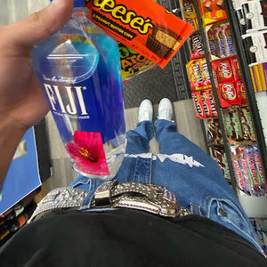 Meet your Posher, Nicholas